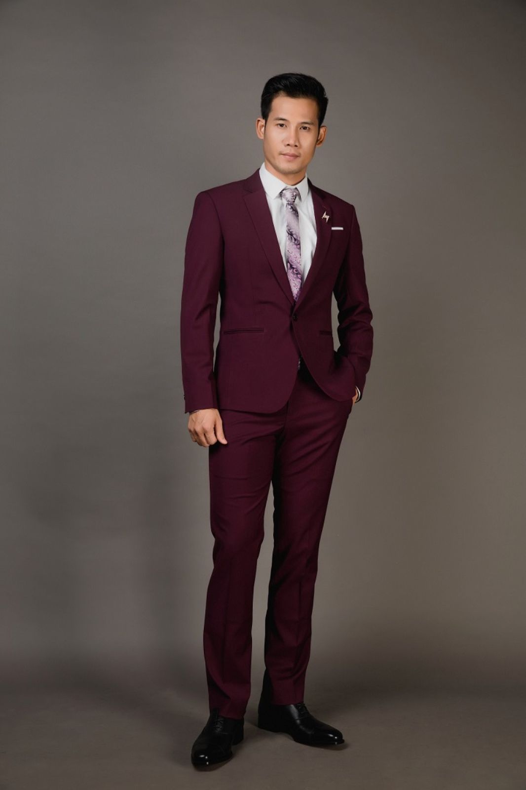 500586 Red Plum Suit